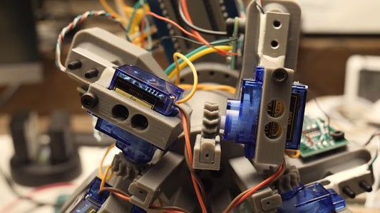 YouTuber Tries to Build a Robot That Can Pick Locks Like a Pro